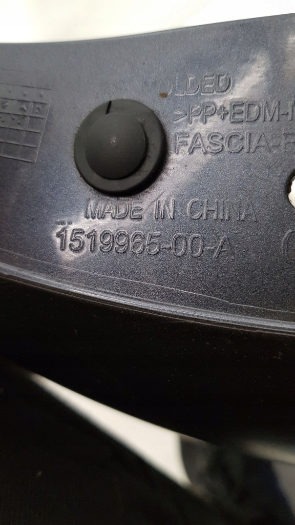 Бампер передній перед tesla model 3 151996500a Недорого