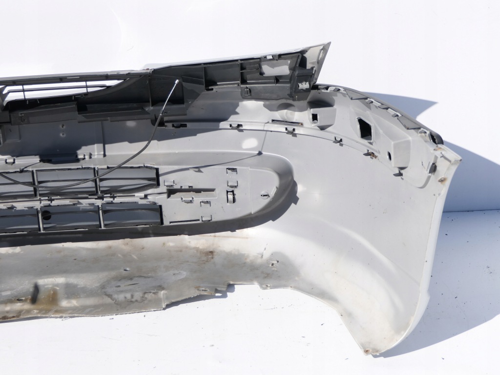 Бампер перед передний citoren c8 код лакокрасочного покрытия ezrc Недорого