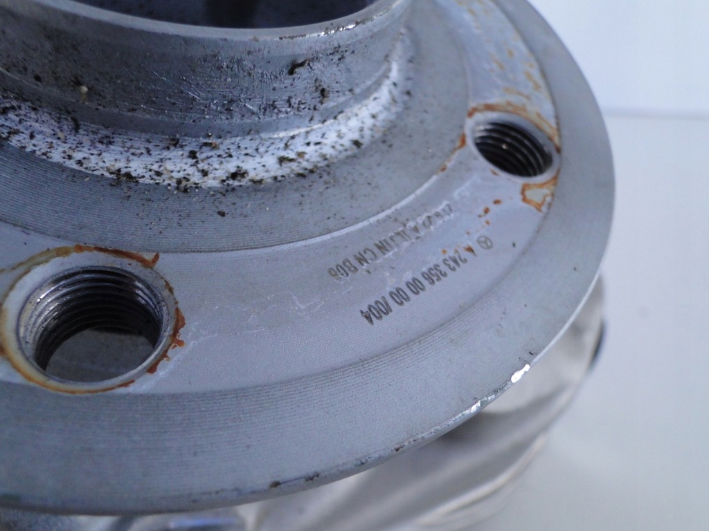 фото №7, Mercedes eqb 243 x243 w243 поворотный кулак ступица задняя правая