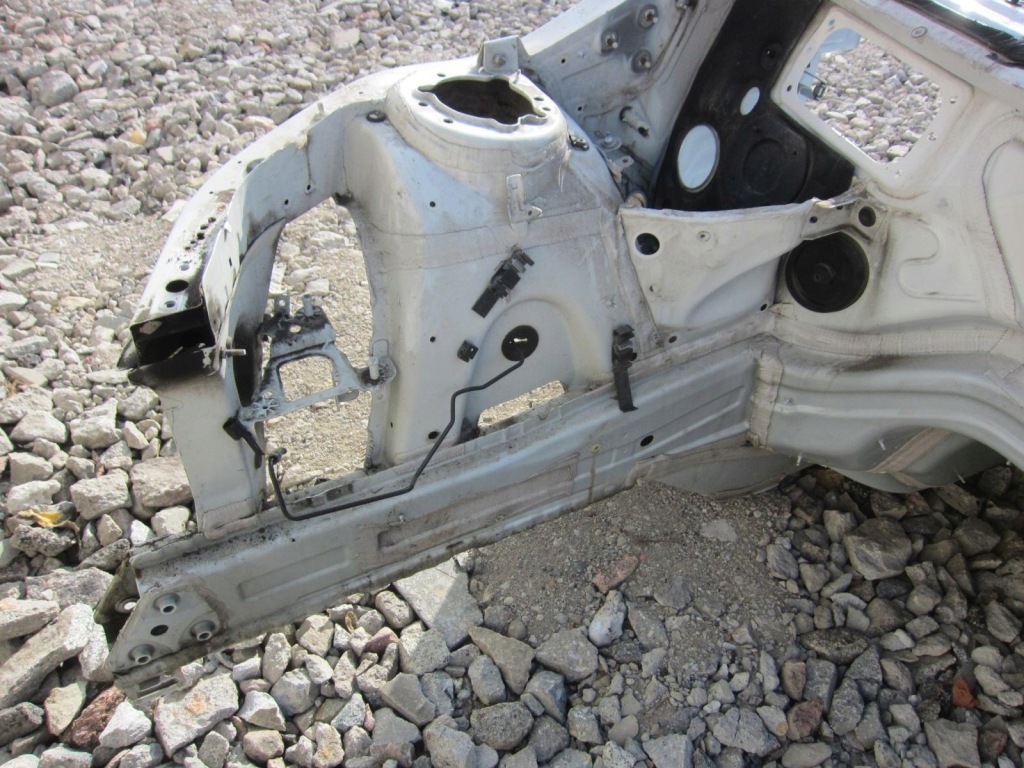 фото №3, Bmw x3 f25 лонжерон чверть правий перед підкрилок білий alpinweiss 3