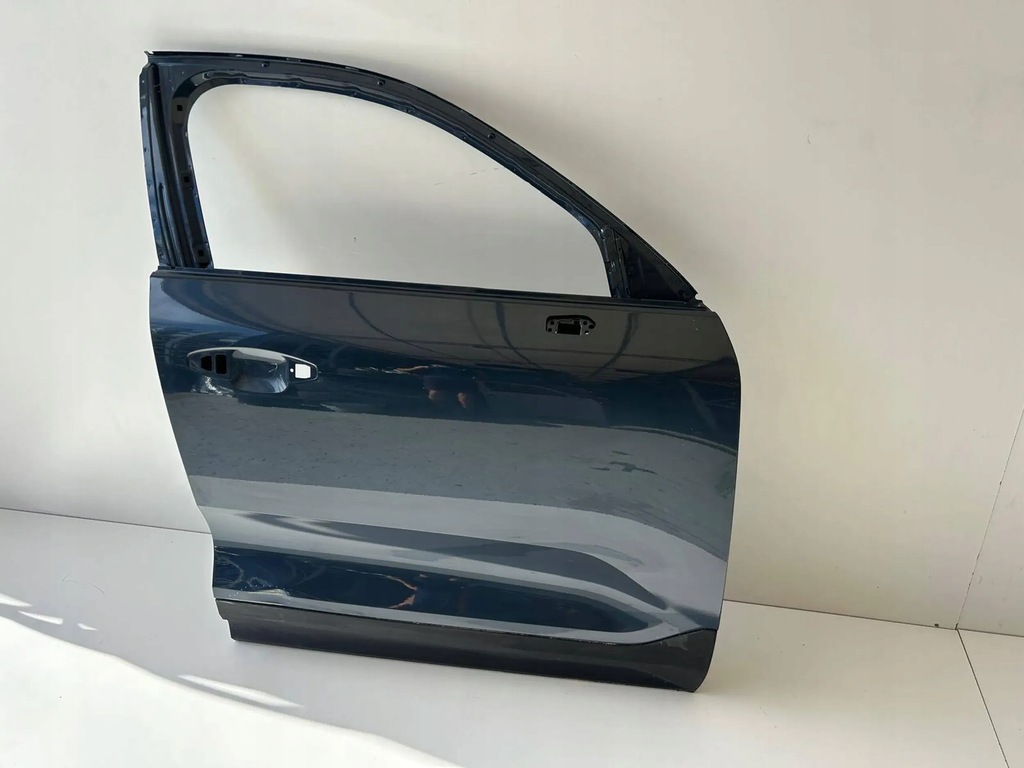 фото №1, Volvo xc40 18- дверь правое перед оригинал