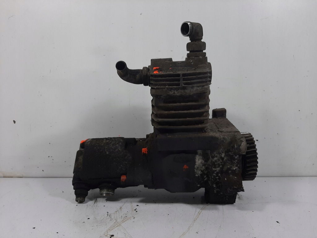 Купити Renault midlum 180dci насос компресор knorr-bremse lk1554 seb01149