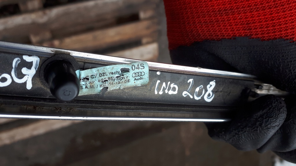 фото №7, A6 c7 молдинг кровельная кузовная левая правая sedan