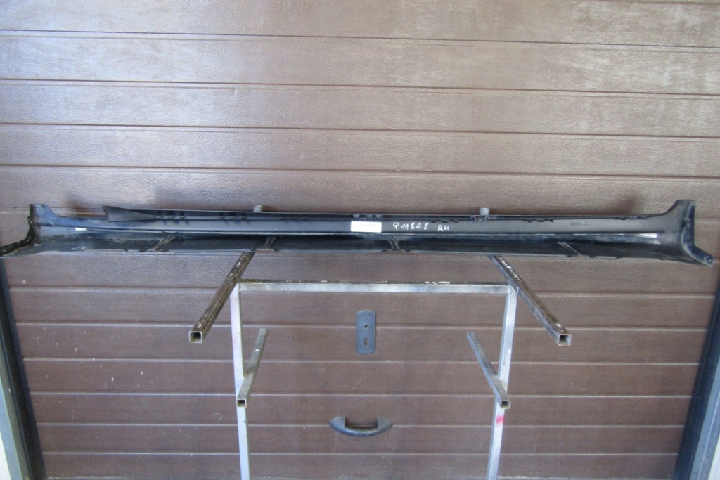 Молдинг порог правая mercedes glc x 253 amg порог Цена