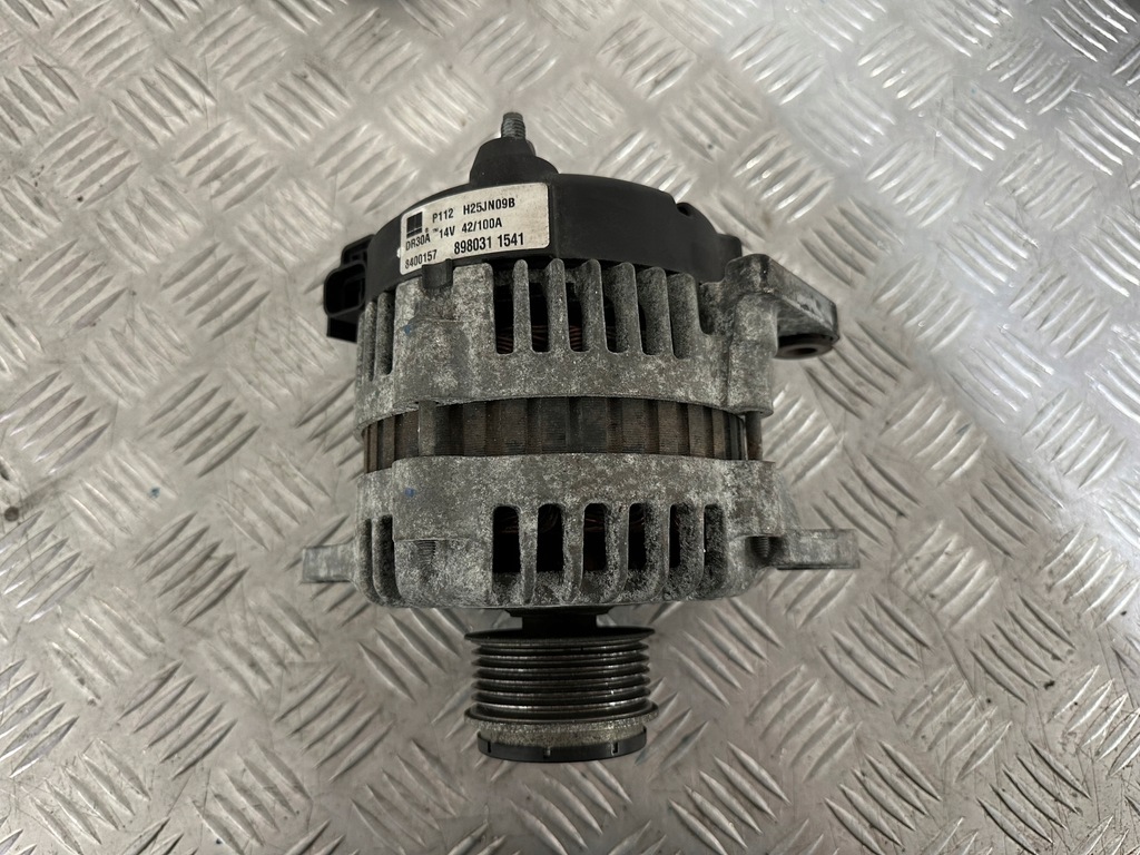 фото №1, Opel astra h 1.7 z17dtr генератор 898031