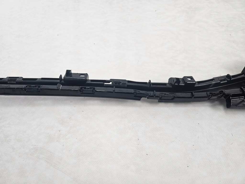 фото №12, Audi q6 e-tron s-line s line молдинг накладка бампера перед 85h807725b