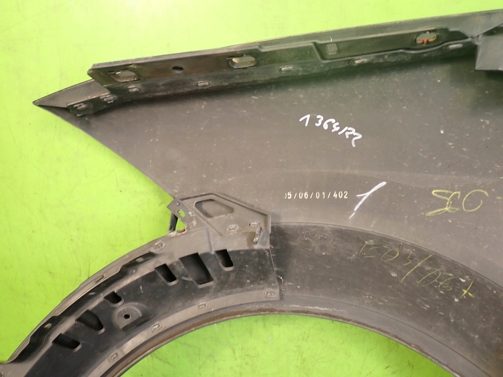 фото №8, Крыло правый передний audi a2 01r