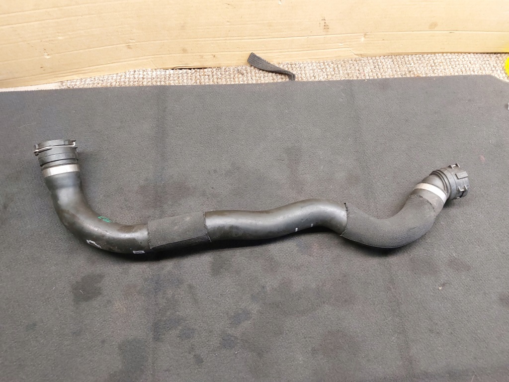 Купить Bmw оригинальный номер 8689256 шланг радиатора воды