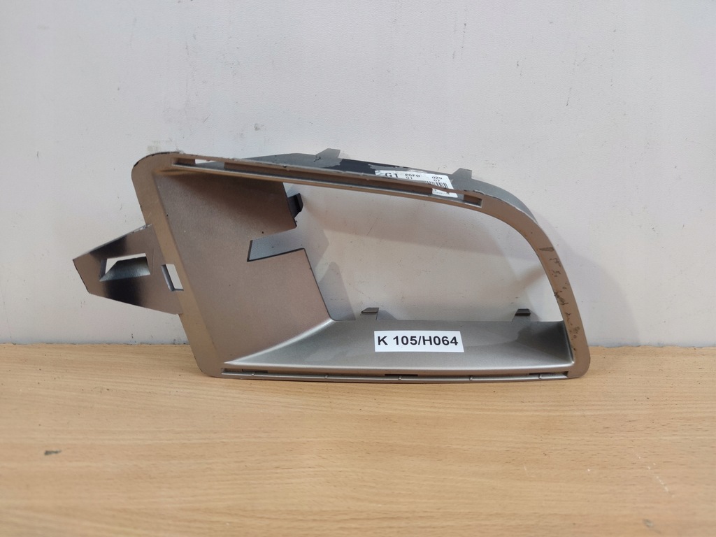 фото №1, Lancia phedra права рамка бампера решітка rh bdb