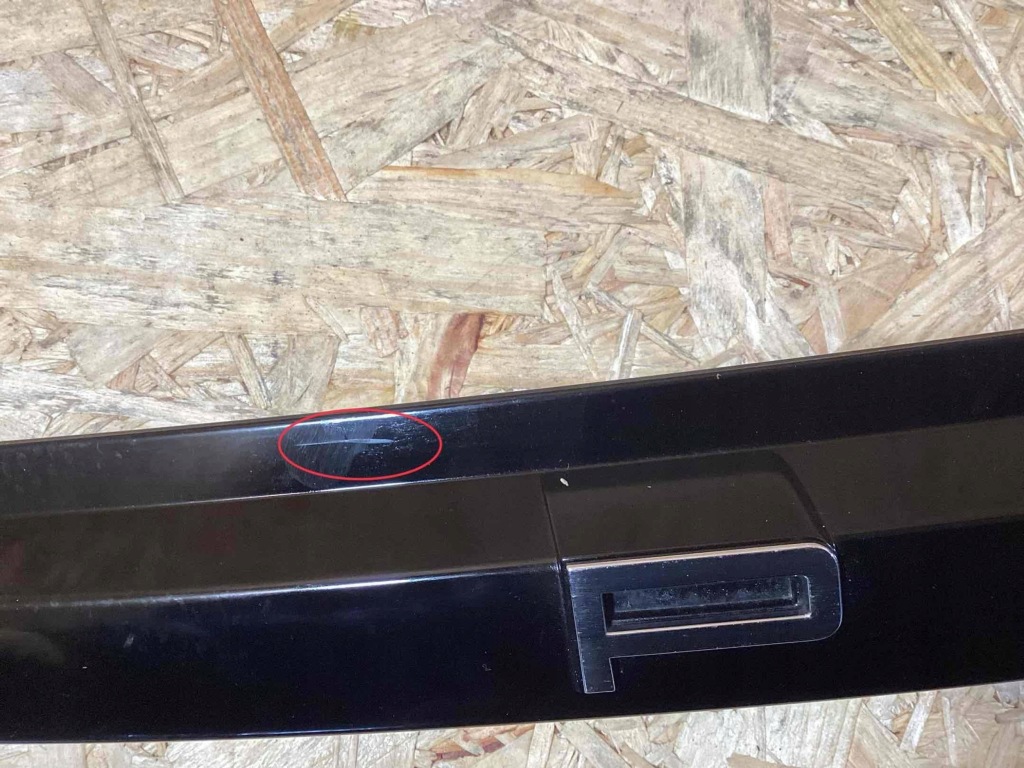 фото №7, Porsche panamera 971 накладка крышки багажника 971827044d041 971827044b