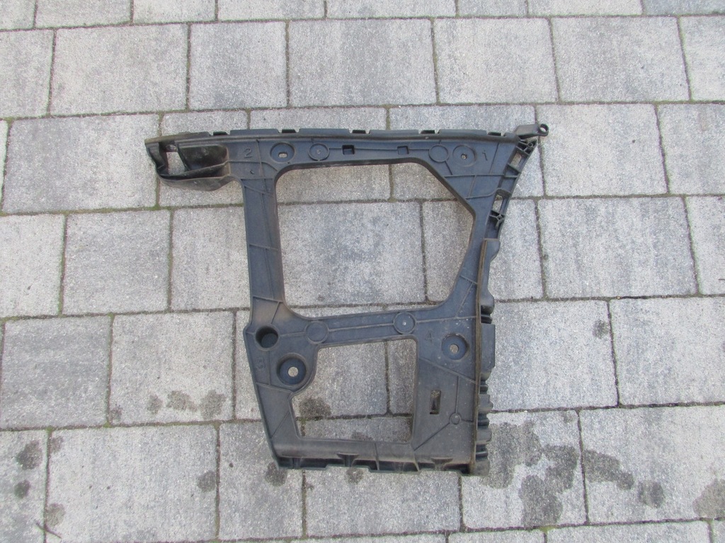 фото №1, Направляющая бампера правый задняя audi q7 4m0807454