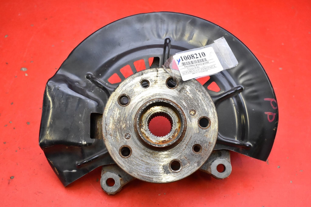 фото №1, Поворотный кулак ступица правая перед toyota bz4x 204 km 22-