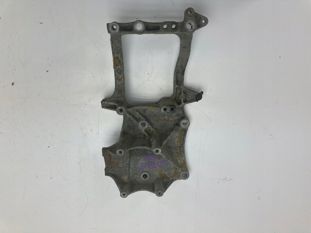 Купить Mercedes actros mp4 кронштейн кронштейн генератора a4721550735