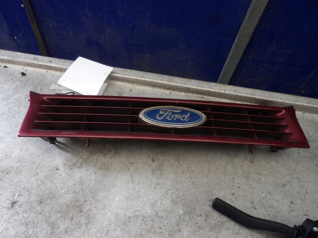 фото №1, Ford sierra решётка радиатора решётка радиатора