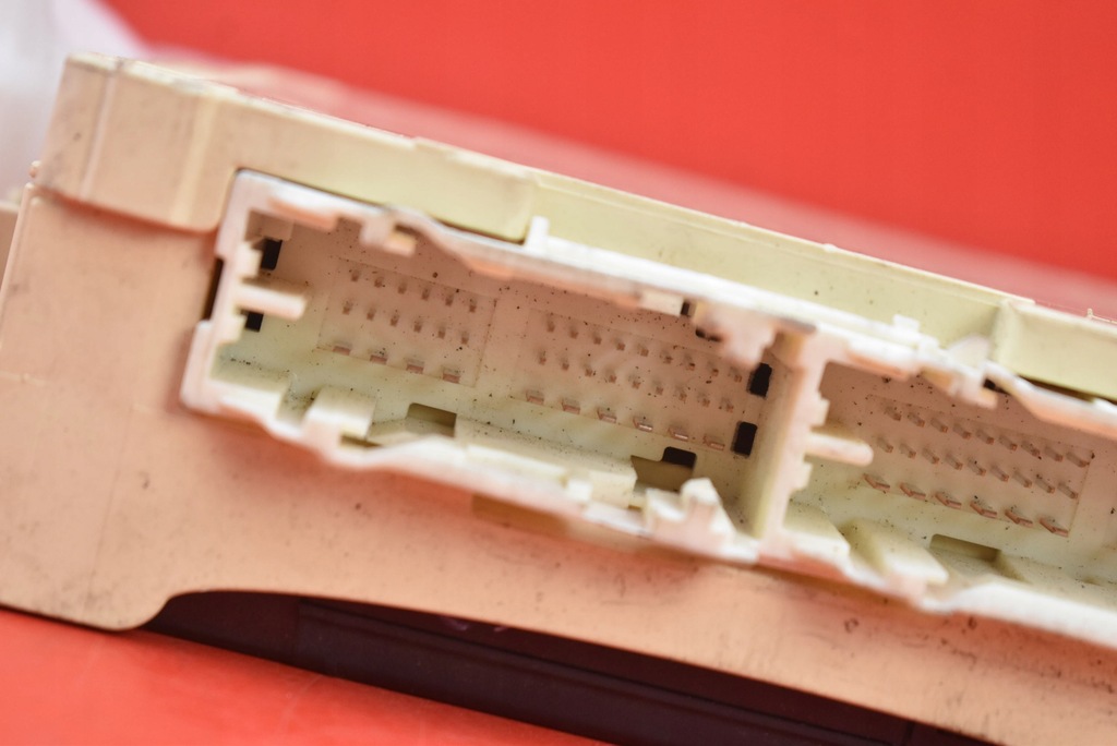 фото №7, Коробка предохранителей 89221-07041 toyota avalon xx40 3.5 v6 268 km 13-18