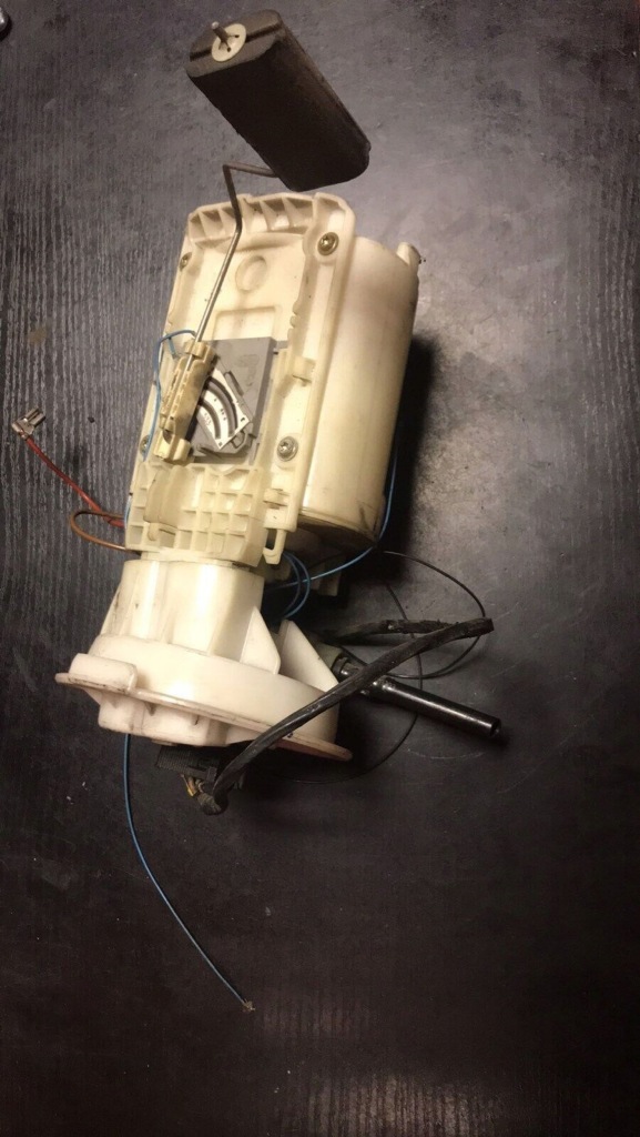 фото №1, Насос топлива mini one - cooper r50 - 53 1065240