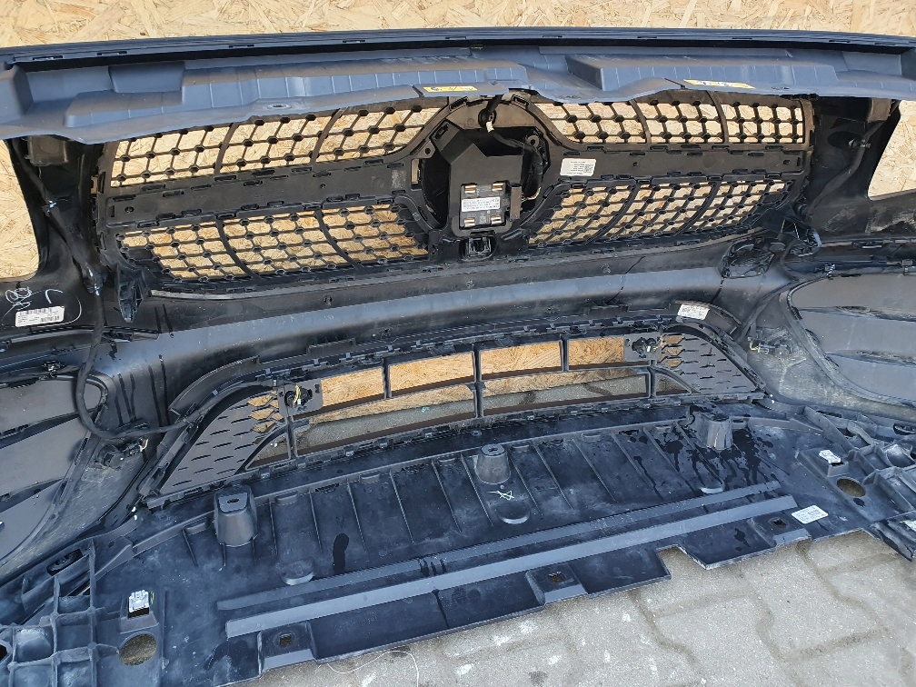 Mercedes glb 247 x247 amg line 2019- бампер перед комплектный  дистроник pdc Киев