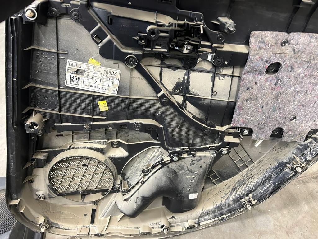 фото №7, Toyota camry usa viii xv70 2018 обшивка обивка дверь левый задняя задний