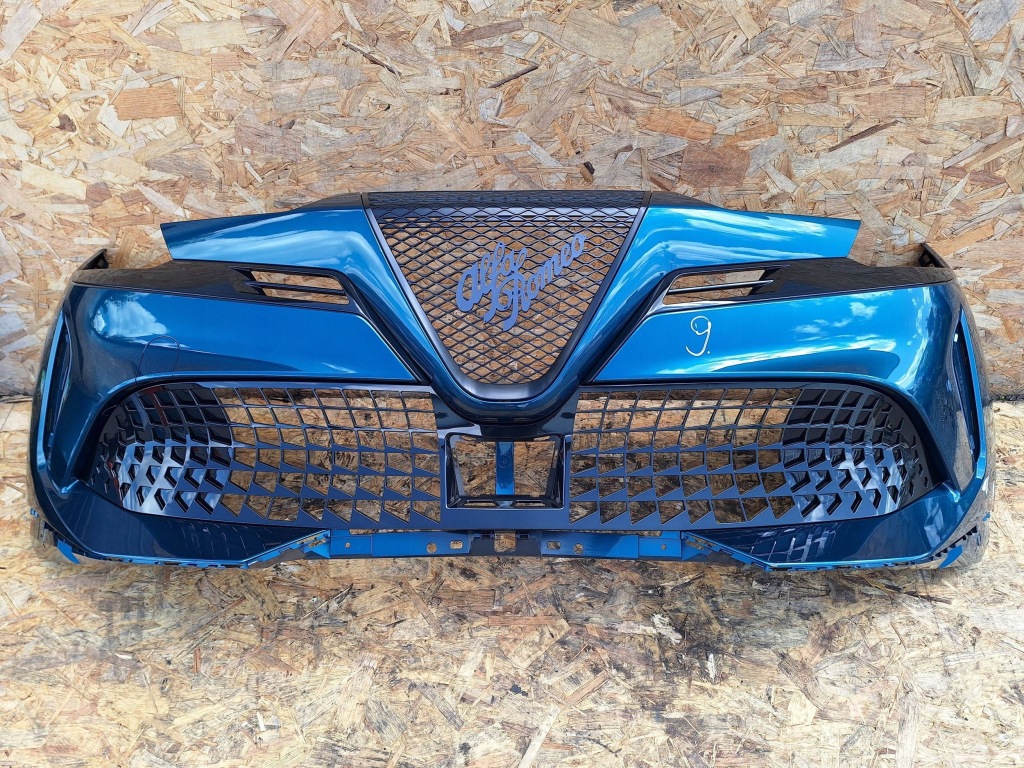 Купить Бампер перед передний alfa romeo junior 24- 156174765 pdc