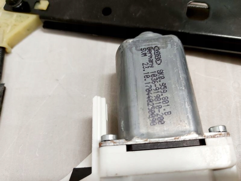 фото №6, Audi q3 8u механизм стекло левый перед подъемник