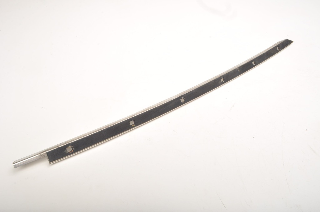 фото №3, Aston martin vantage 4.7 молдинг хромована