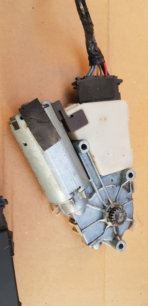 фото №7, Renault espace iv 4 моторчик люк защита