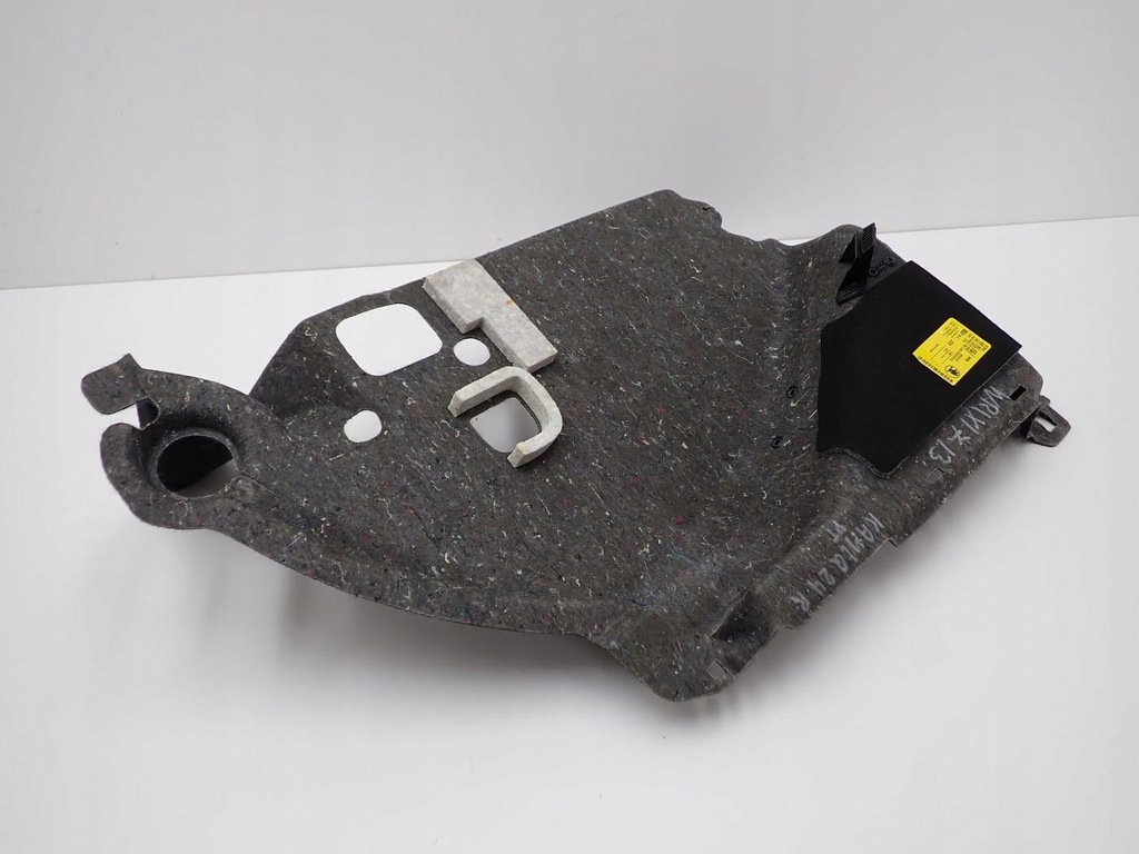 фото №7, Обшивка обивка багажника правая 658867428e skoda kamiq 24r