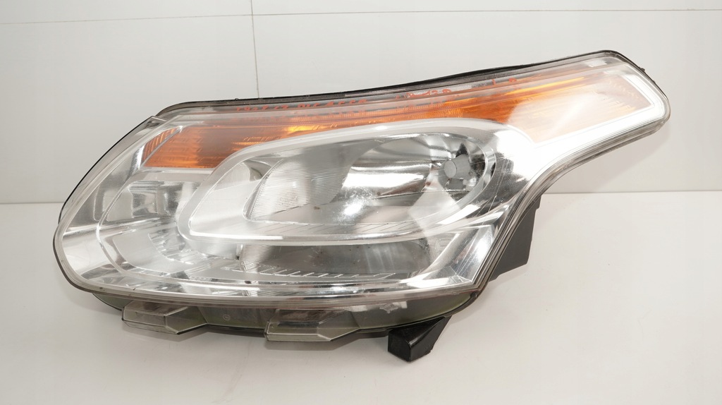 фото №8, Лампа левый перед citroen c3 picasso 08-12