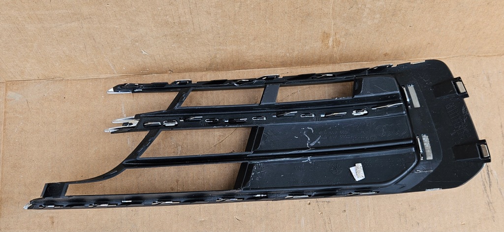 фото №7, Audi a8 d5 4n0 17-21 решётка бампера левая правая