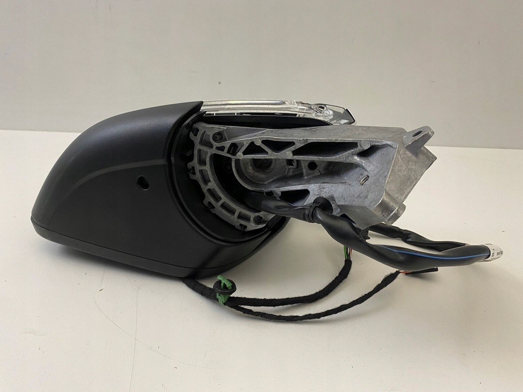 фото №7, Skoda enyaq праве дзеркало 9+2 pin дзеркало камера 5lb857408m