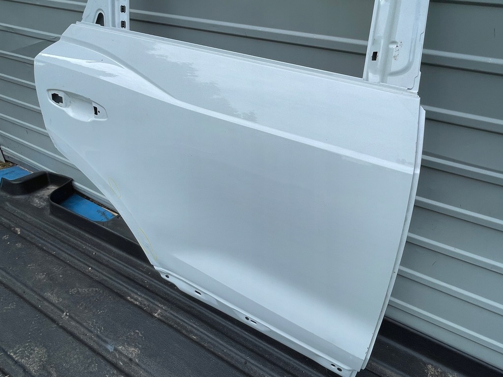 фото №10, Audi q3 ii 83a 2018- двері правий задня задні праве білий