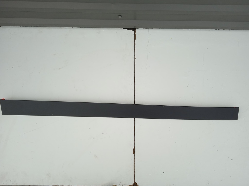 фото №1, 1035202-00-d tesla x молдинг дверь правая перед