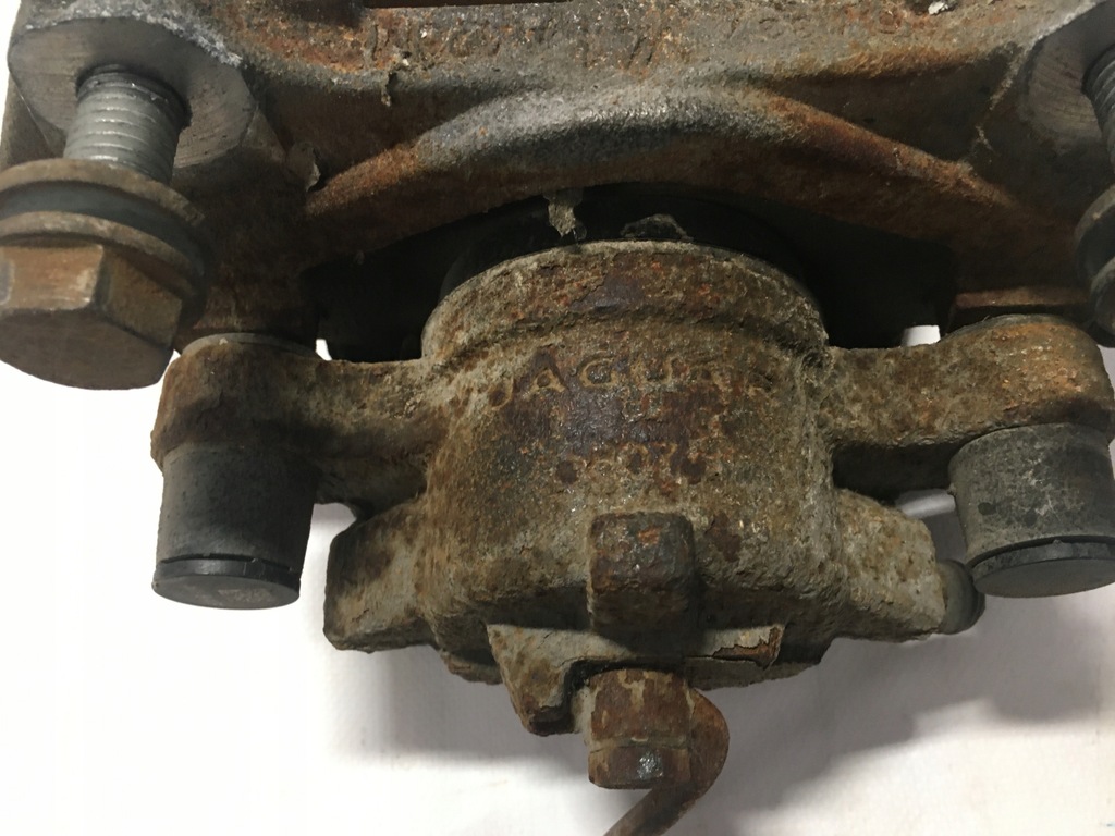 фото №6, Супорт лівий перед jaguar f-pace