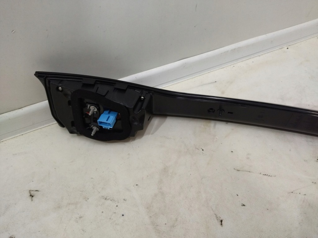 фото №15, 11a945307d лампа накладка крышки багажника свет задняя vw id4 id.4 2022+