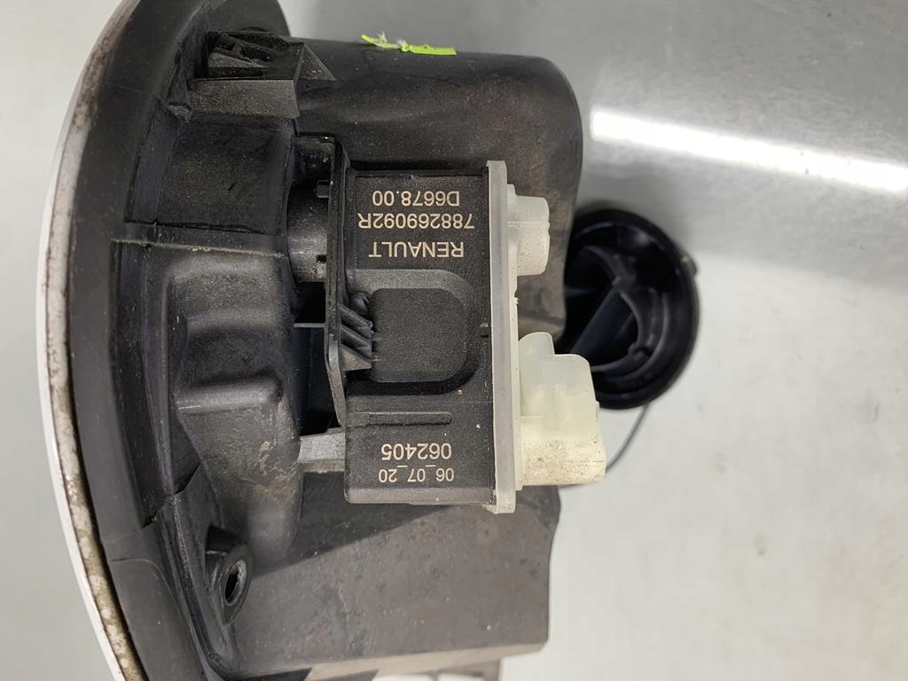 фото №4, Крышка заливной топлива ov369 renault clio v 1.0 tce 20 r 788269092r