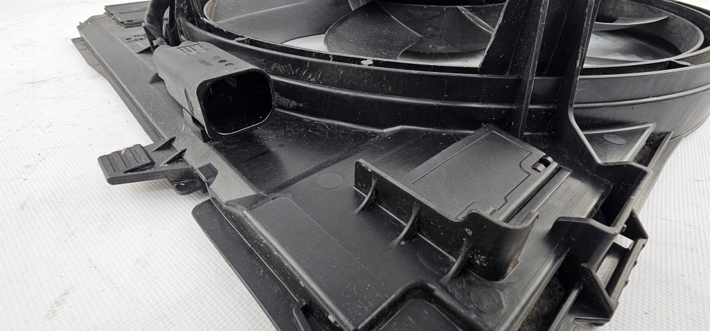 Вентилятор радиатор bmw 3 f30 f20 рестайлинг  f33 f36 400w 17428625439 оригинал с Разборки