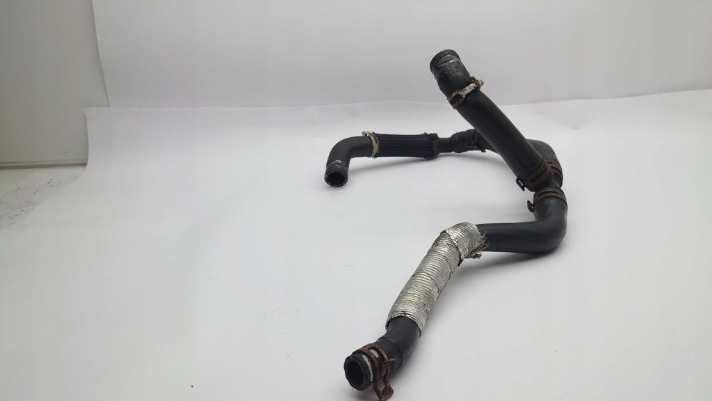 фото №2, Шланг труба wąż подогревателя wody renault trafic ii 2.5 dci 8200413837