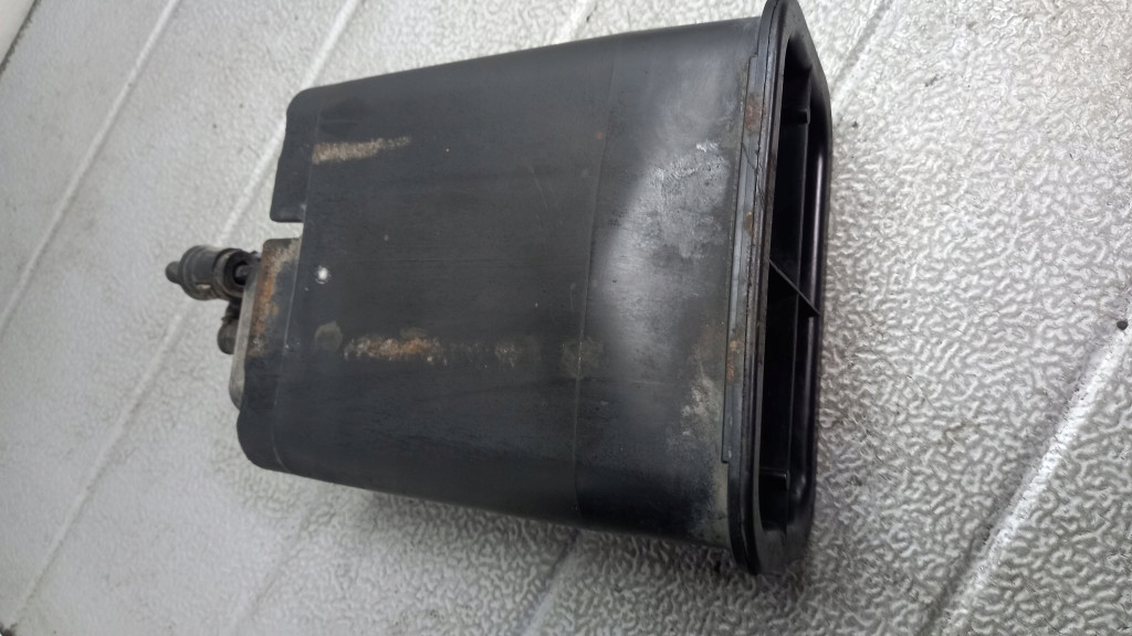 фото №1, Фильтр угольный volvo s80 i 00r sedan 17096191