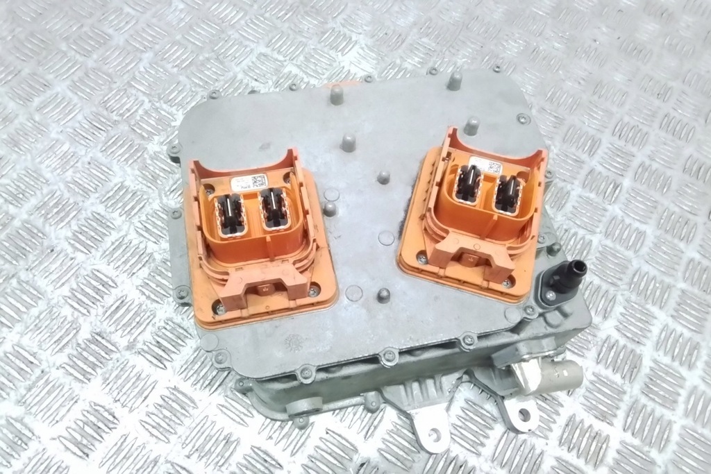 фото №7, Инвертор bmw i3 i01 63945210 0.6l hybrid 125kw 2016