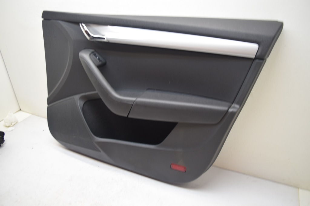 фото №5, Skoda octavia iii оббивка обшивка правий перед