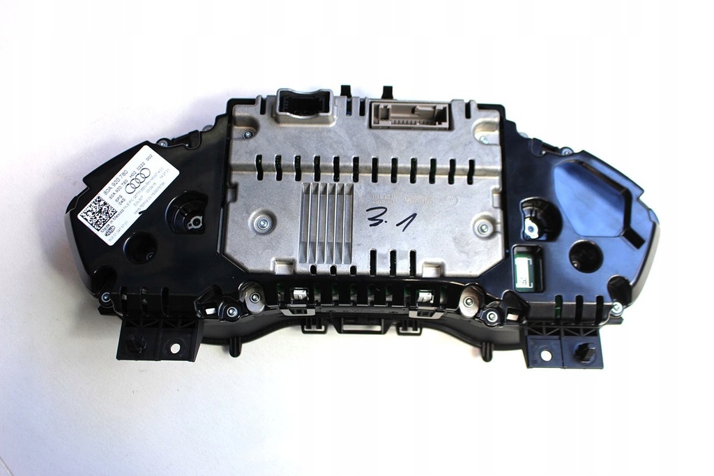 фото №7, Audi q5 приборы приборы бензин 80a920780 80a 920 780 приборная панель счетчик wyświet