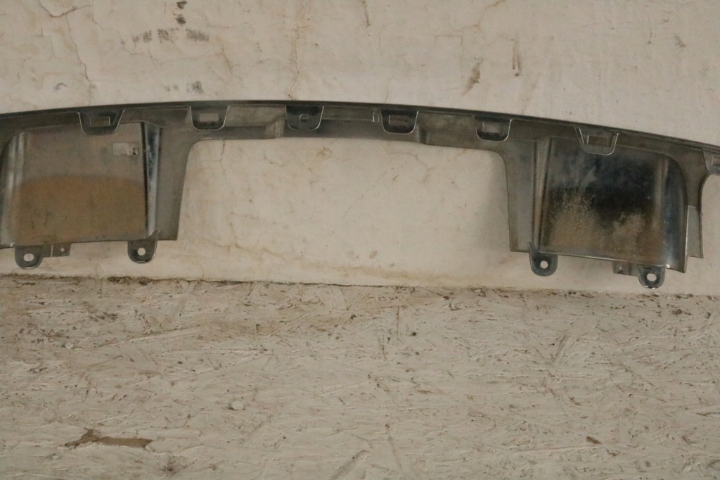 фото №10, Mercedes glk w204 накладка спойлер задня .