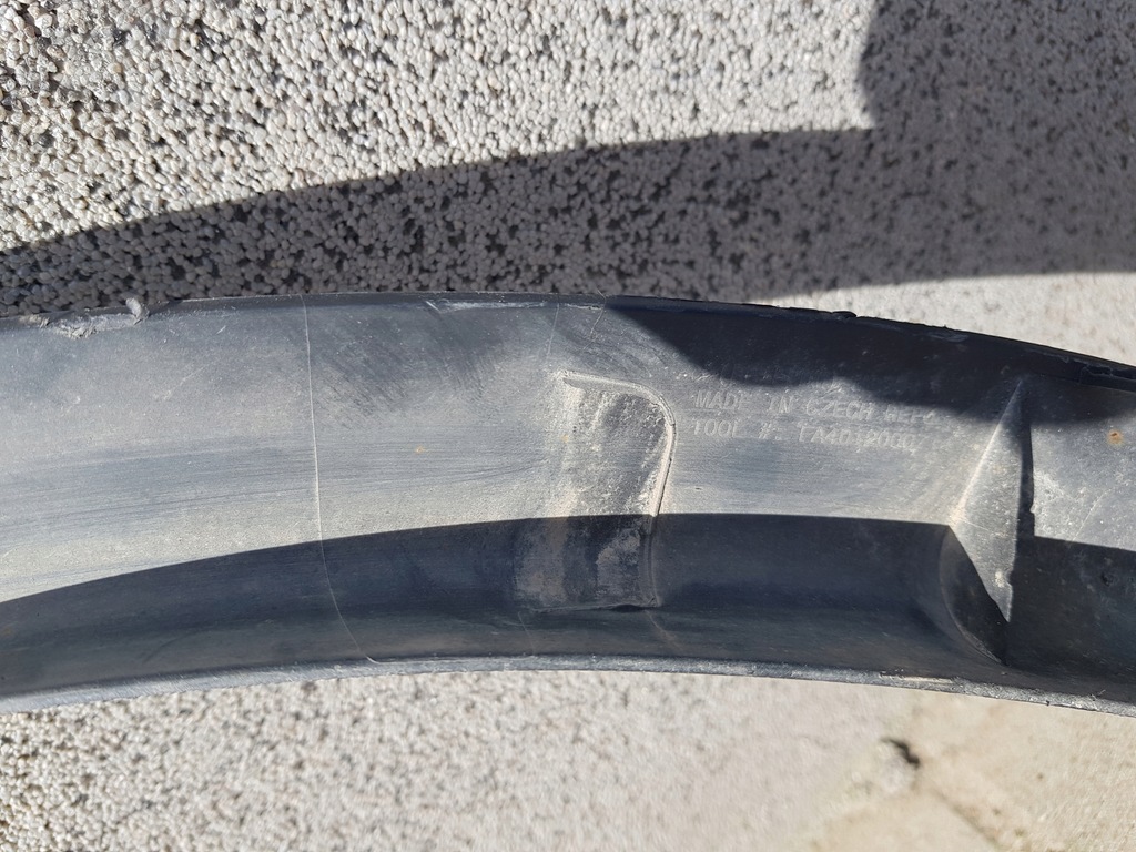 фото №5, Tesla y молдинг na крыло правый задняя 1658696-00-a