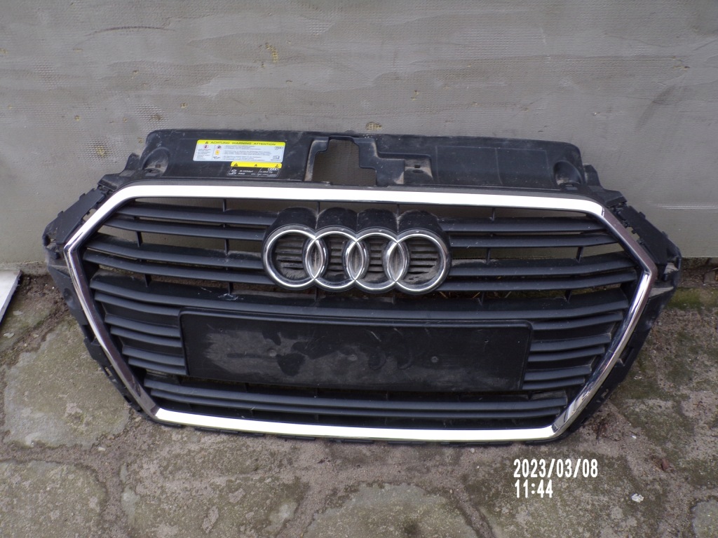 фото №1, Решітка радіатора audi a3 lift 8v3 8v4 2016-