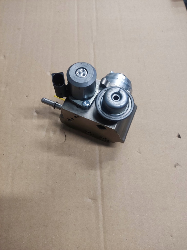 Насос топлива citroen peugeot mini 1.6 thp 5888798003c Киев