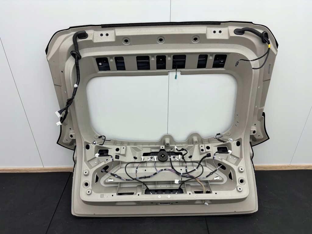 фото №13, Nissan ariya кришка багажника багажника задня задня