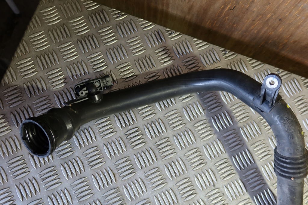 фото №8, Шланг интеркулер megane iii 82009814987