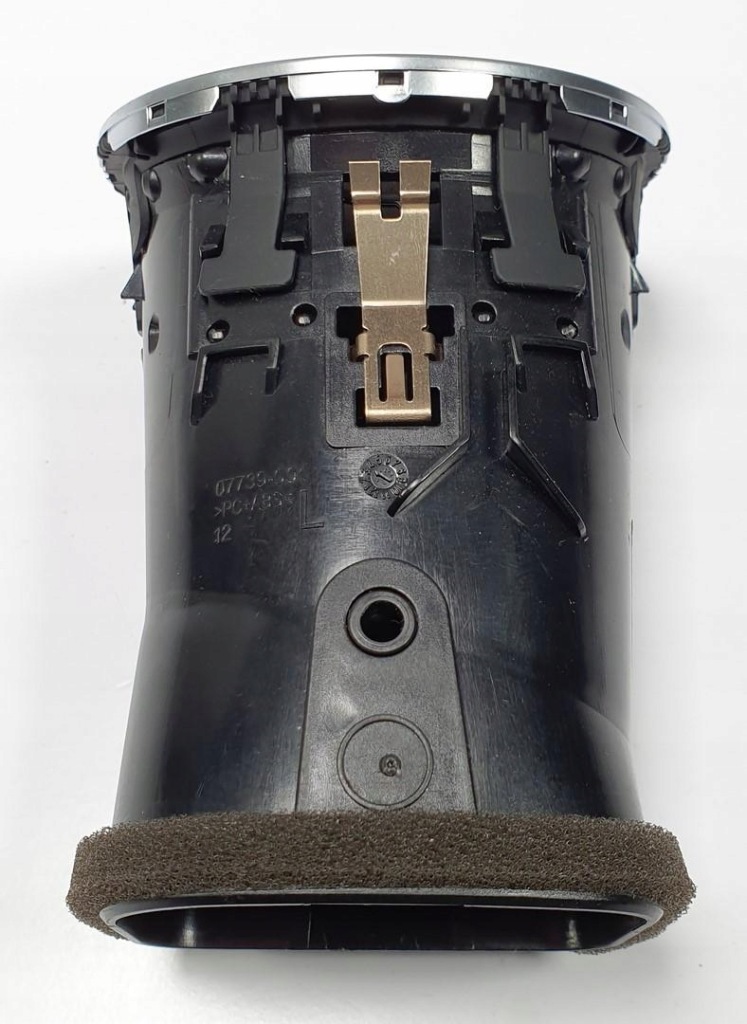 фото №3, Решітка обдув ліва mercedes w204 a2048306754