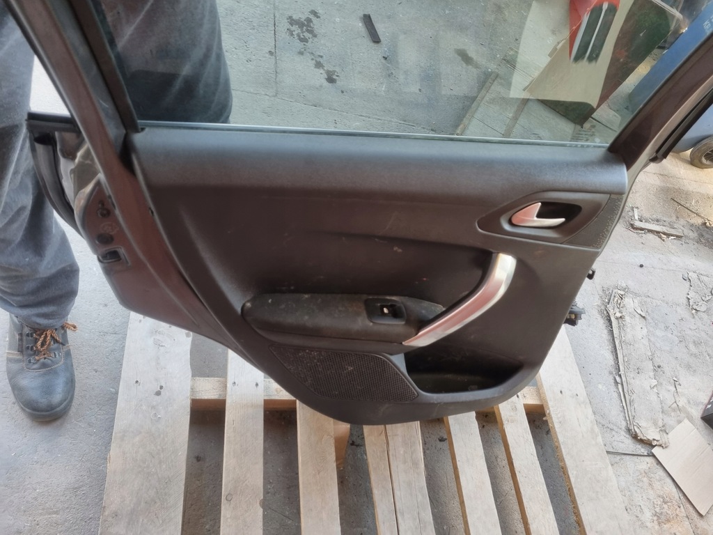 фото №10, Двері лівий задня peugeot 2008 evl хром