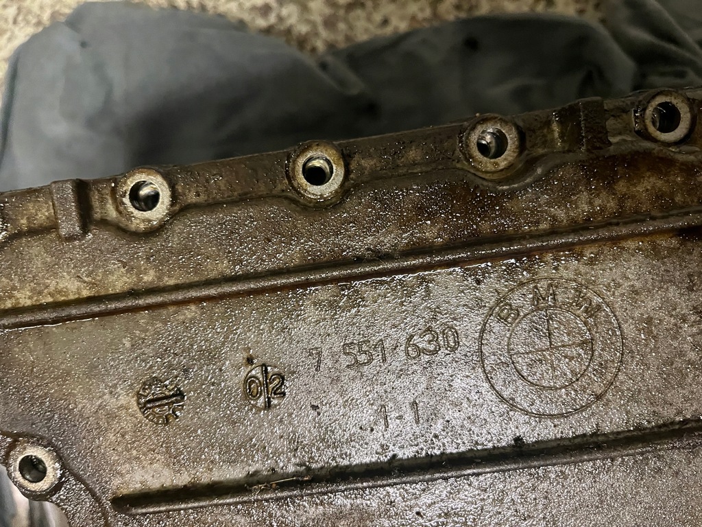 фото №5, Bmw e70 x5 4.8i поддон масляная 7551627 7551630